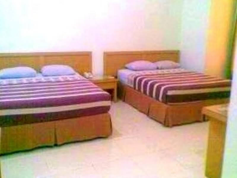 Hotel Sulawesi Gorontalo Surabaya Eksteriør bilde